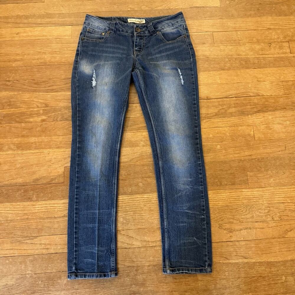 Paris Blues medium wash distressed low rise skinny jeans juniors size 9
 b44